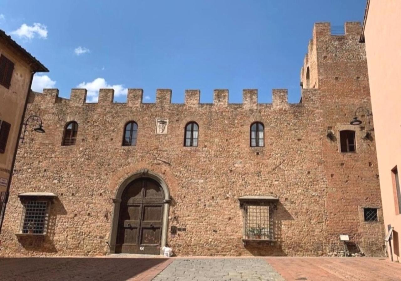 Appartement Palazzo Stiozzi Ridolfi à Certaldo Extérieur photo