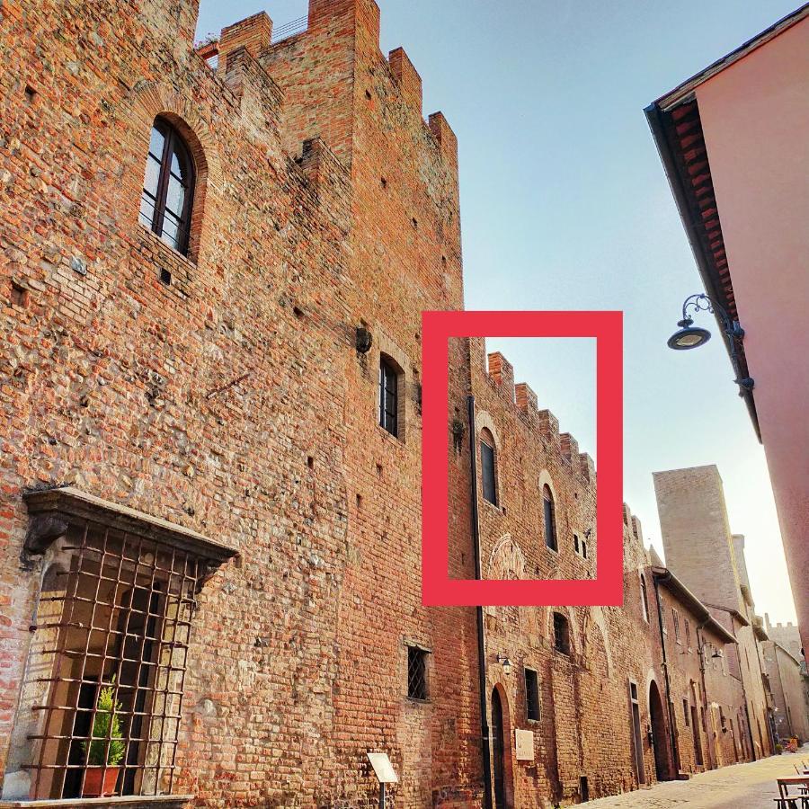 Appartement Palazzo Stiozzi Ridolfi à Certaldo Extérieur photo