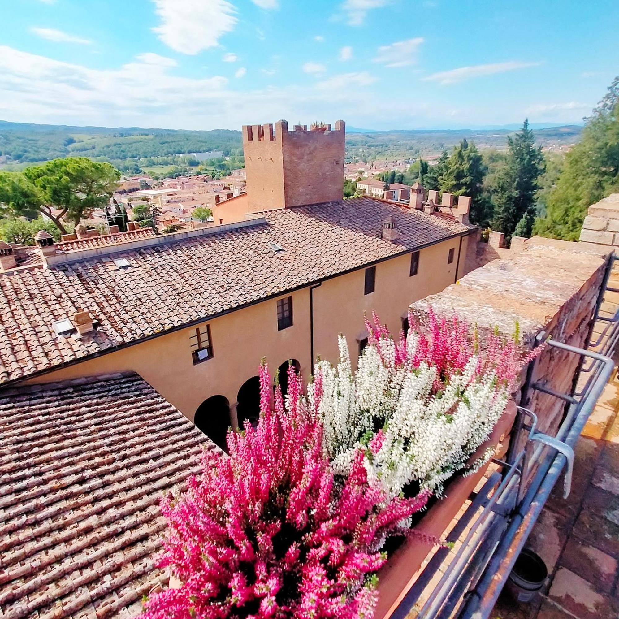 Appartement Palazzo Stiozzi Ridolfi à Certaldo Extérieur photo