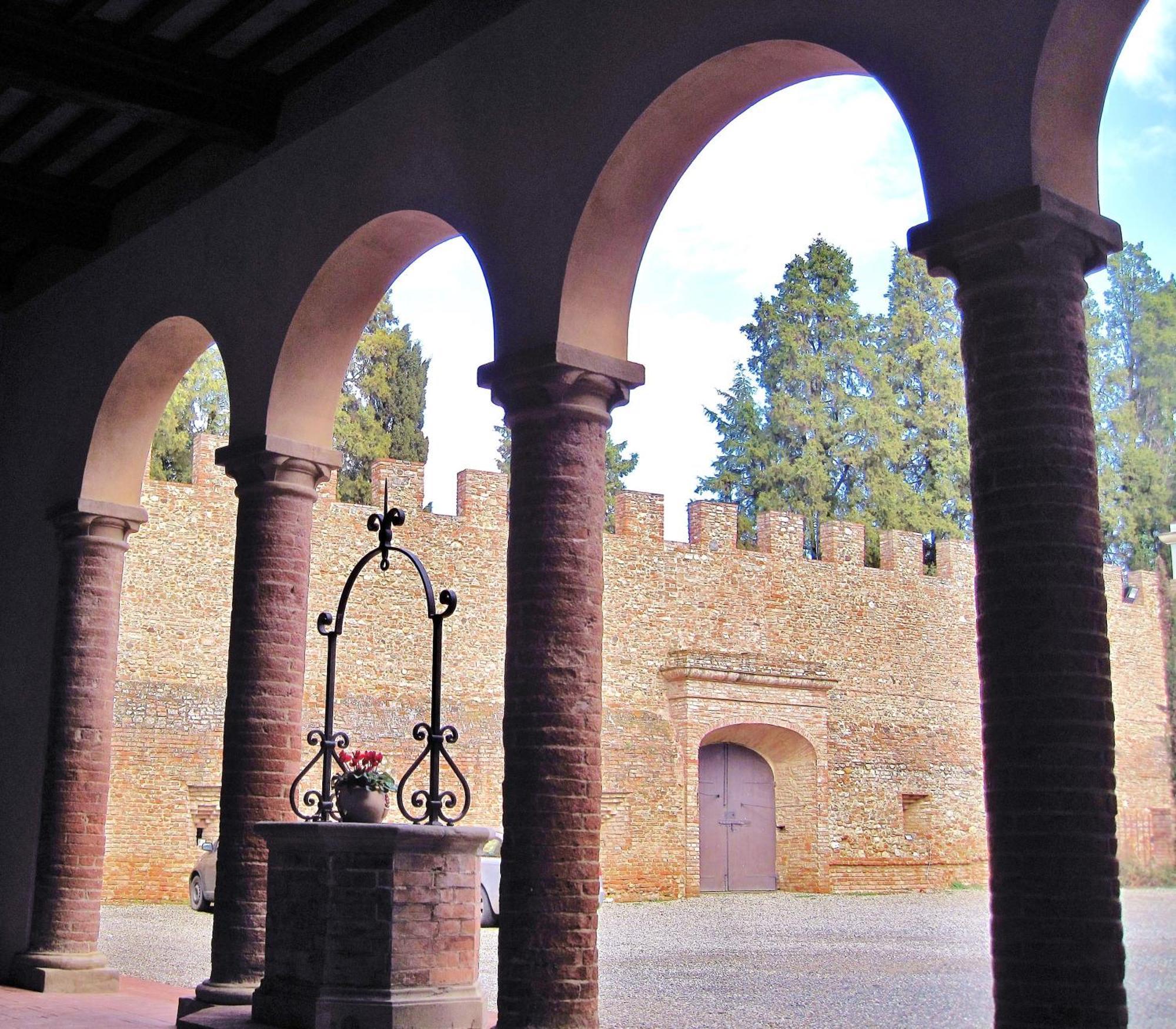 Appartement Palazzo Stiozzi Ridolfi à Certaldo Extérieur photo